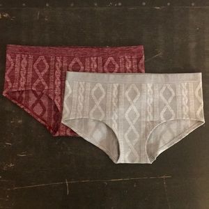Victoria’s Secret Set of 2 Hipster Panties Size M